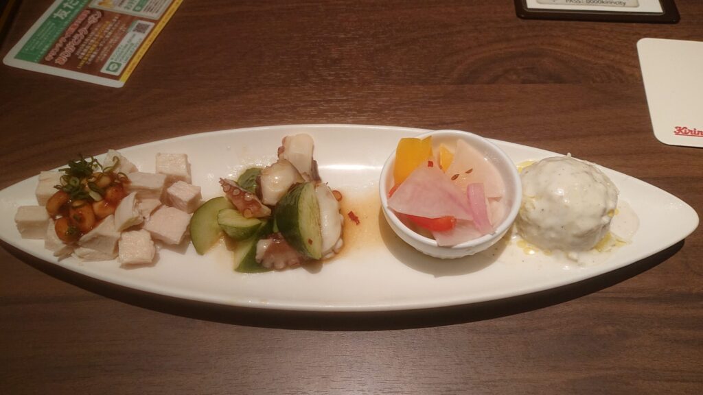 タパス盛り合わせ